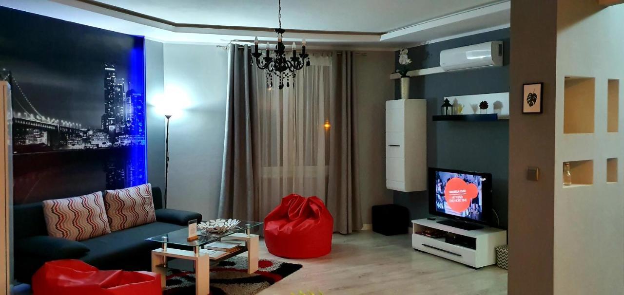 Apartamenty Sofija Deluxe Centrum เจโลนากูรา ภายนอก รูปภาพ