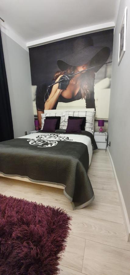 Apartamenty Sofija Deluxe Centrum เจโลนากูรา ภายนอก รูปภาพ