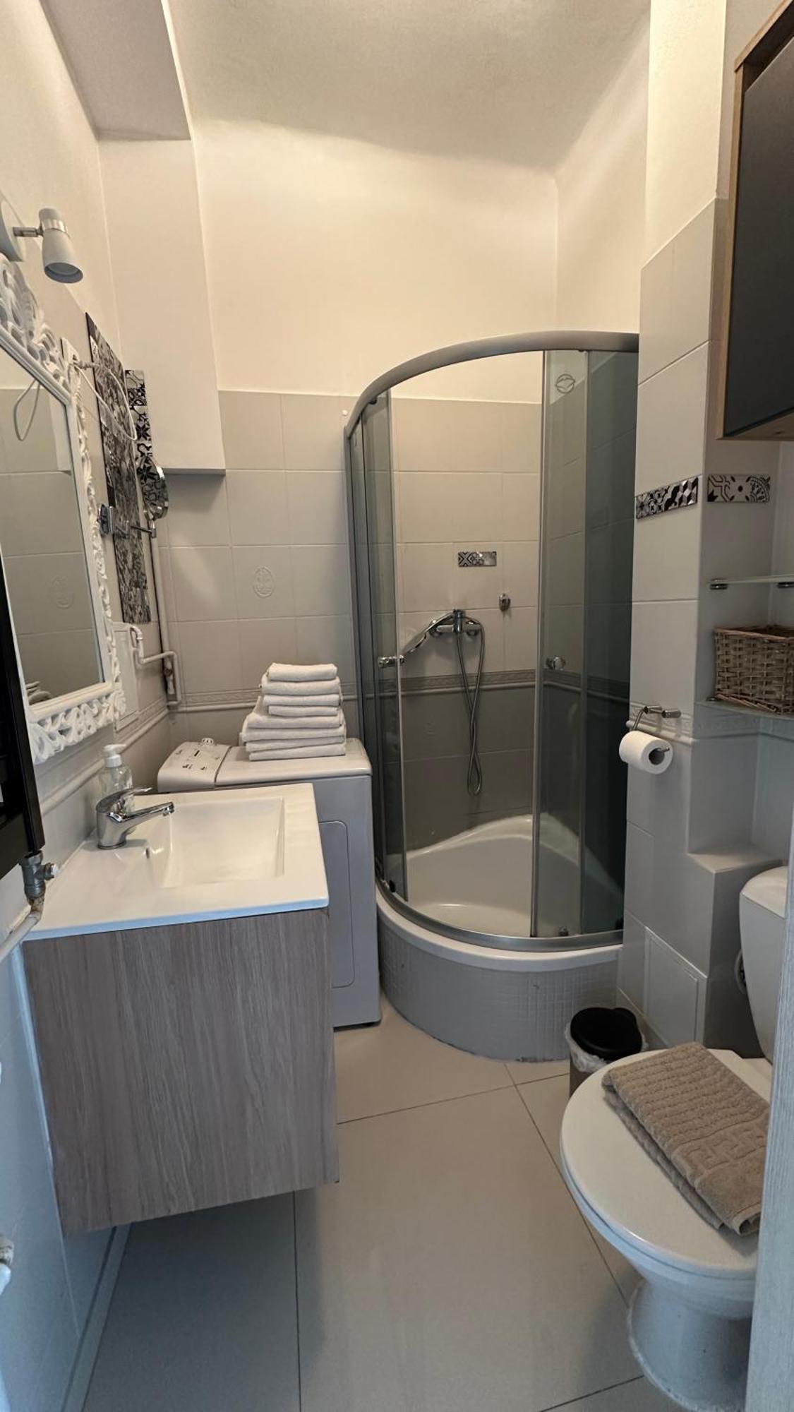Apartamenty Sofija Deluxe Centrum เจโลนากูรา ภายนอก รูปภาพ