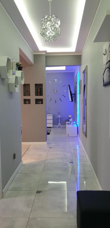Apartamenty Sofija Deluxe Centrum เจโลนากูรา ภายนอก รูปภาพ